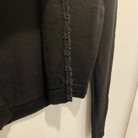 Holt Renfrew wool cardigan 10/10 condition - Picture 5 of 11
